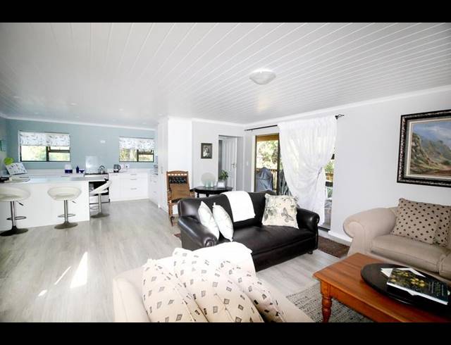 3 BEDROOM HOUSE FOR SALE IN DWARSWEGSTRAND